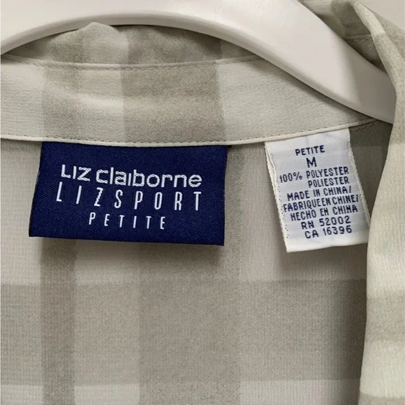 Liz Claiborne Checked Top P/Medium - Picture 5 of 5